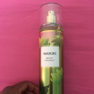 Waikiki Beach Coconut